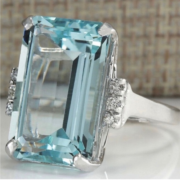 Aqua 7 - Picture 2 of 4